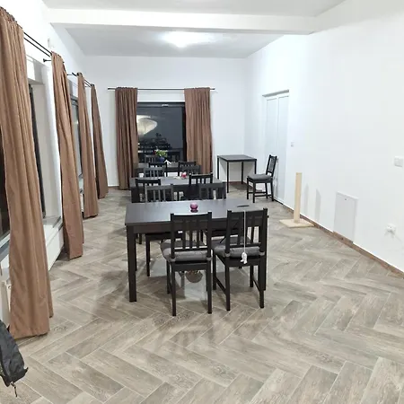 Casa Roma * Brebu Nou